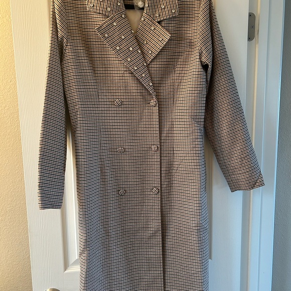 VENUS Embellished Plaid Coat, NWT, Sz 8, color: Cream Multi.  Bedazzled collar - Picture 5 of 9